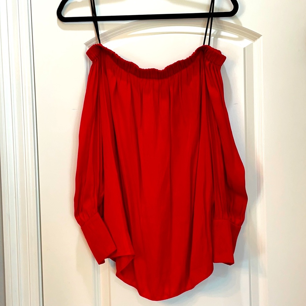 Gibson Latimer off the shoulder long sleeve blouse